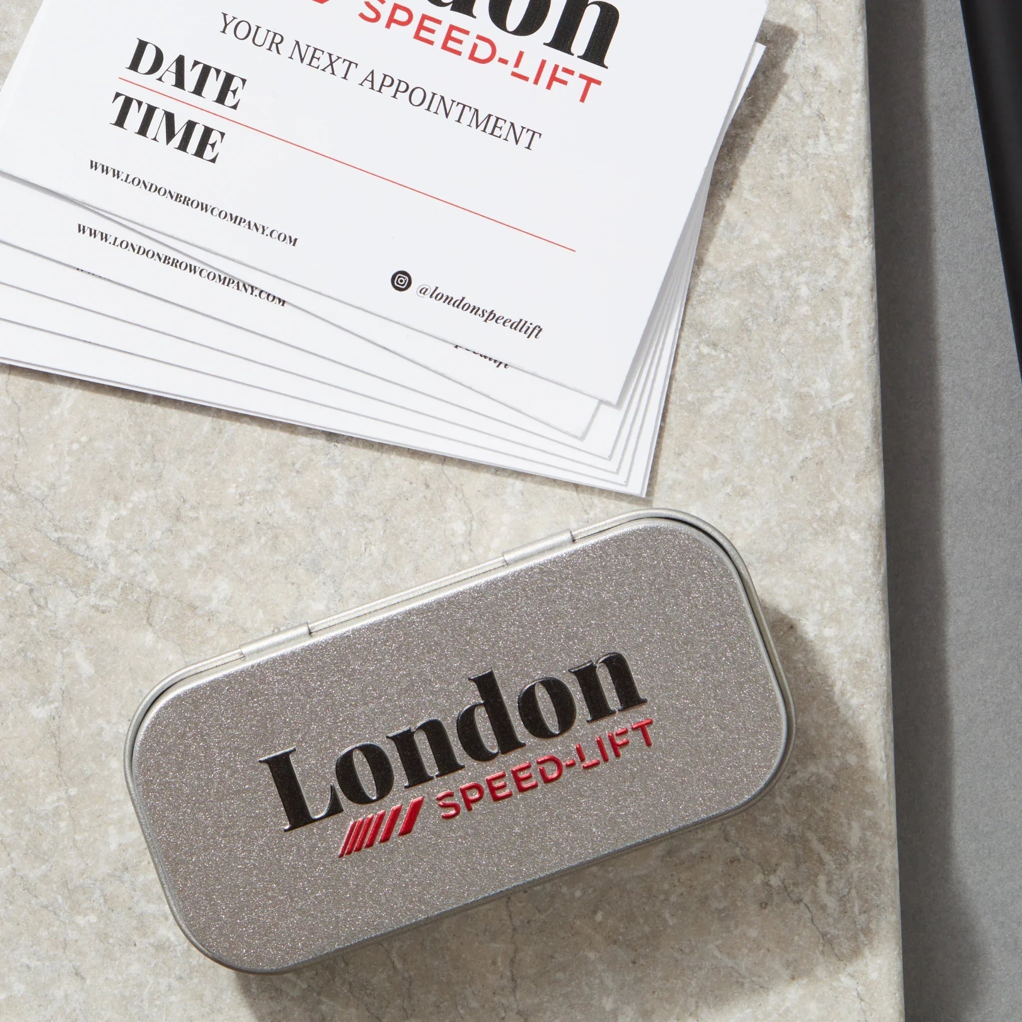 Lash Lifting Shield Storage Tin: Durable & Hygienic, Organise Your Lash Shields