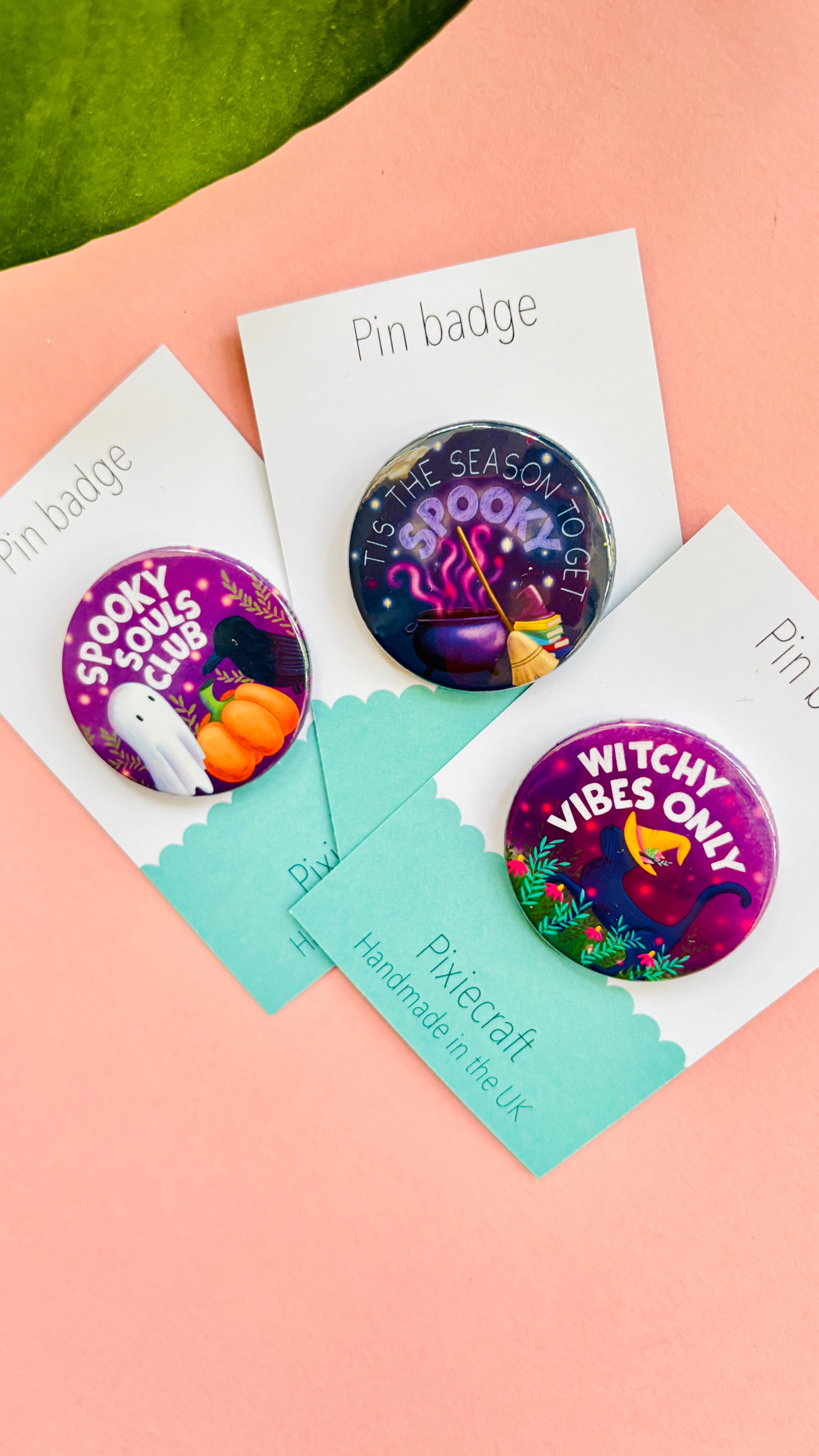 Witchy Vibes Only – Black Cat Halloween Badge or Magnet (38mm)