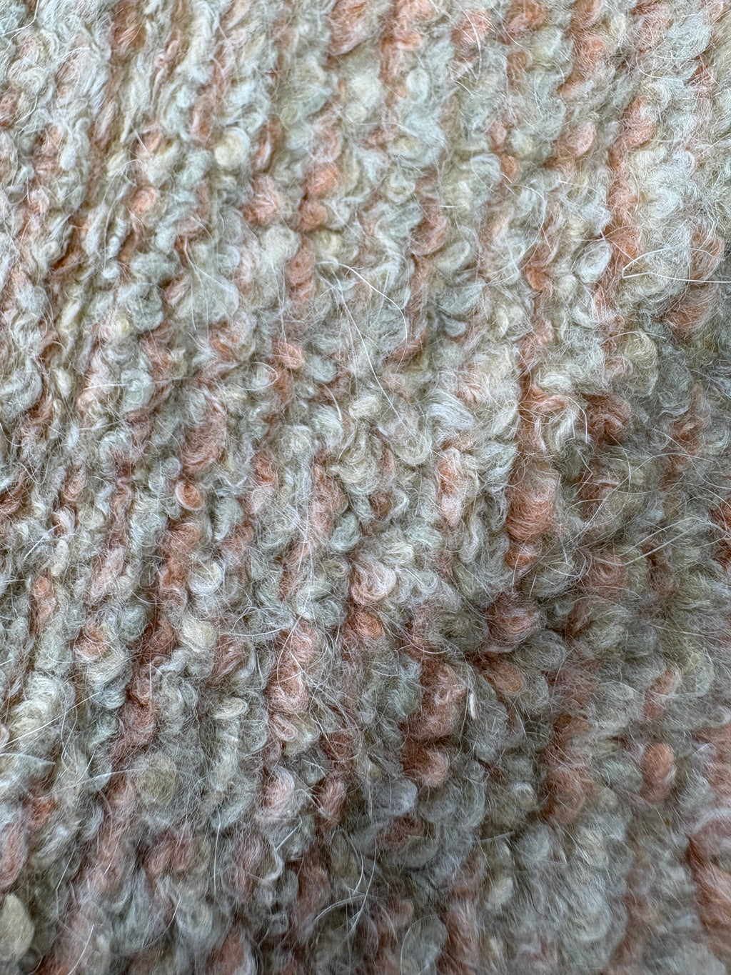 Cosy Vest - Peach Melba