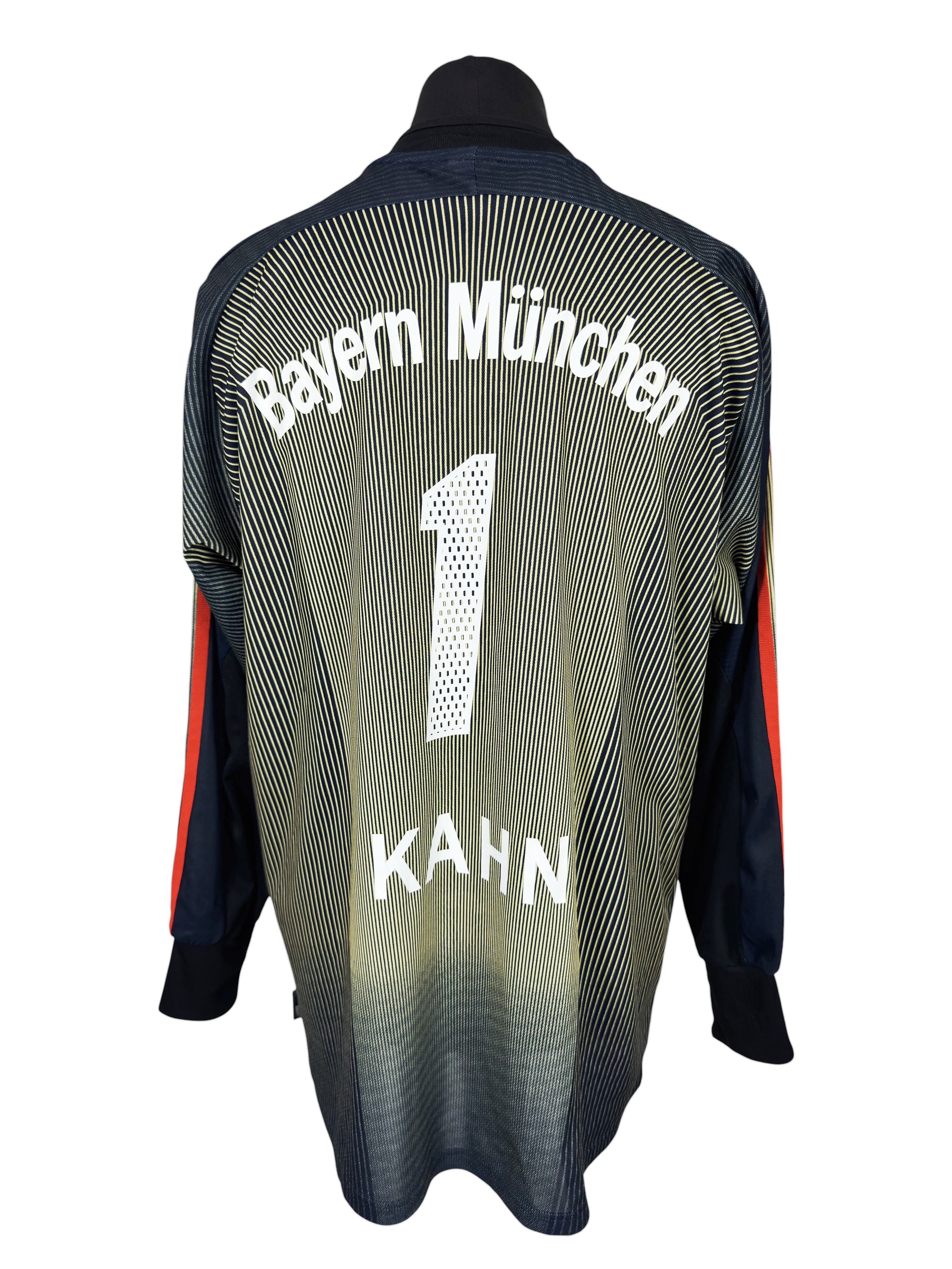 2003-04 Bayern Munich GK - Size L - Kahn #1