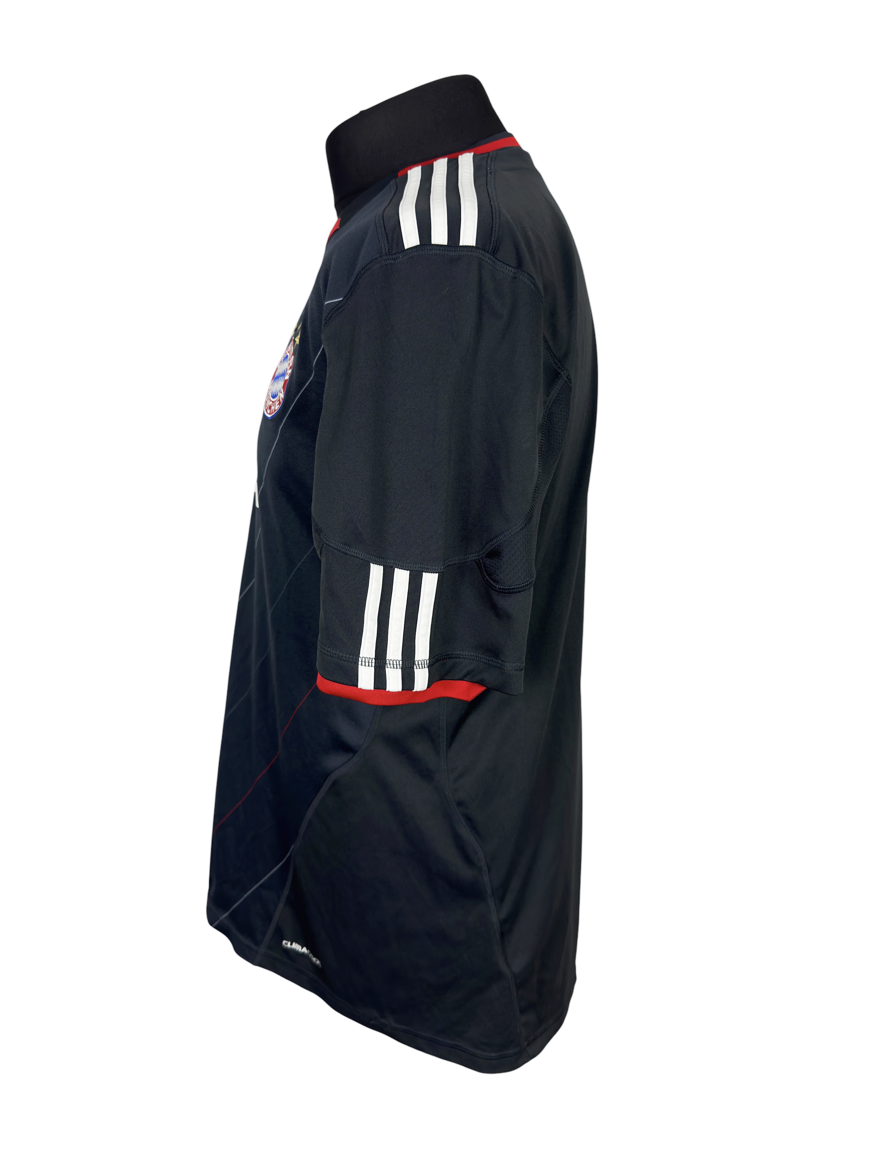 2010-11 Bayern Munich Third - Size L (M Fit)