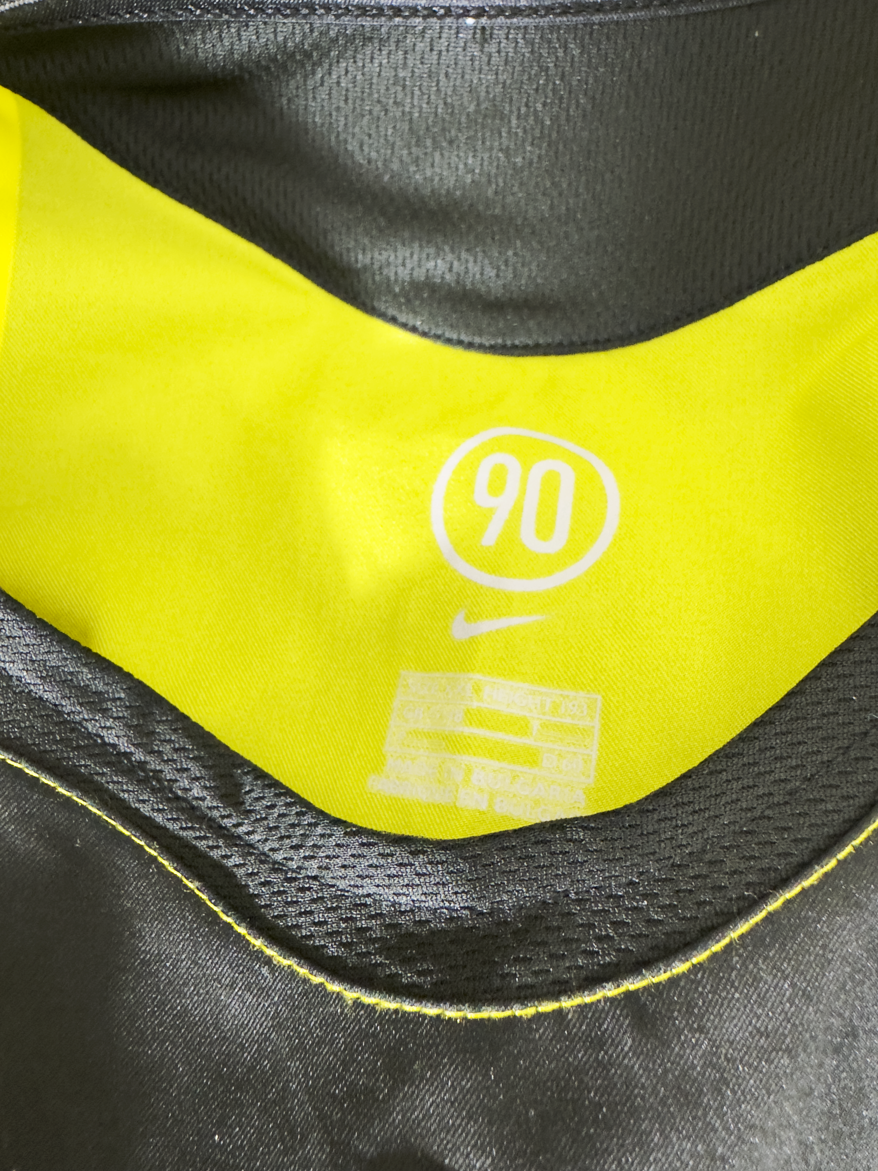 2005-06 Borussia Dortmund Home - Size XXL (XL Fit)