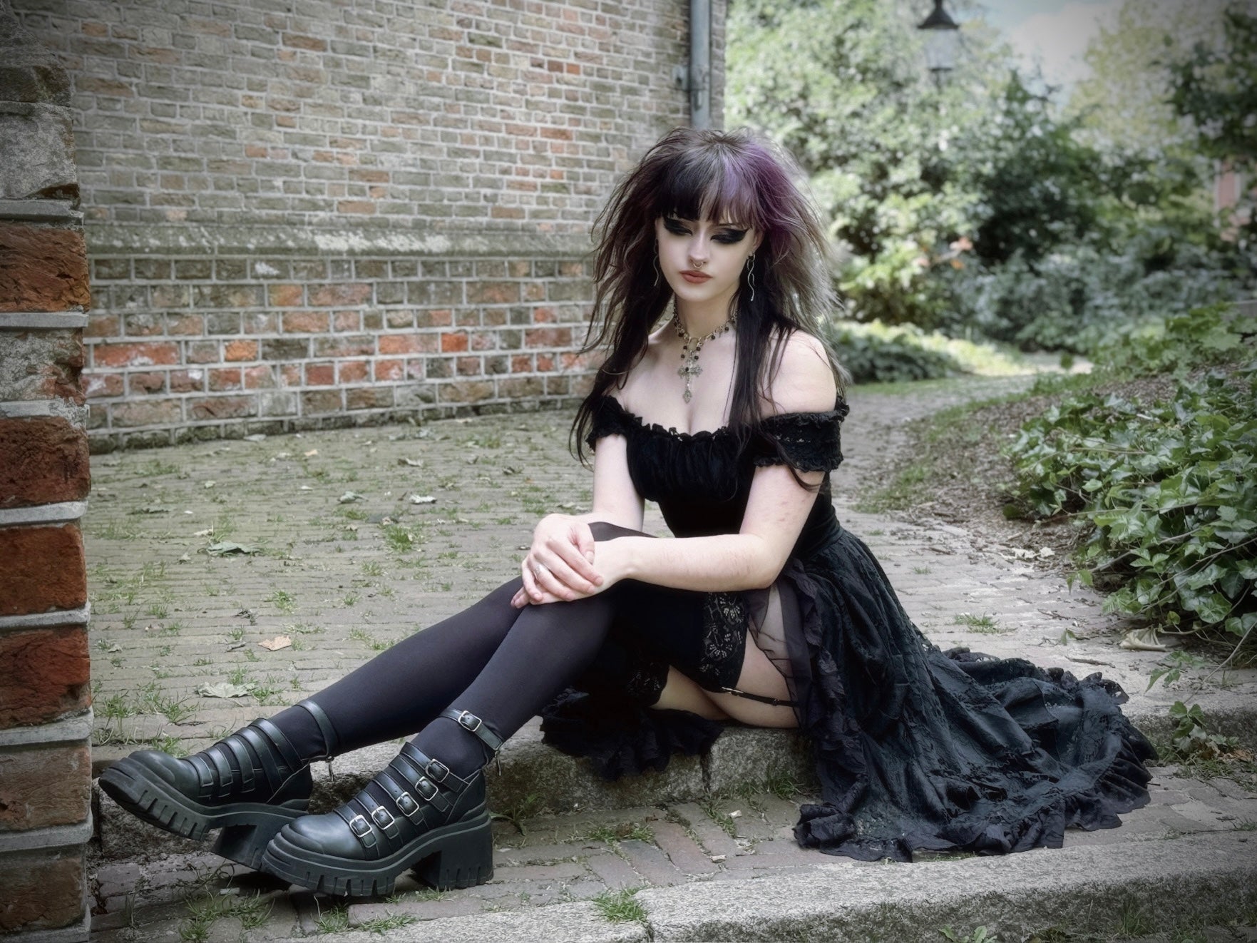 Dark In Love Lilinoe Goth Dress - Off Shoulder Lace-Up Back