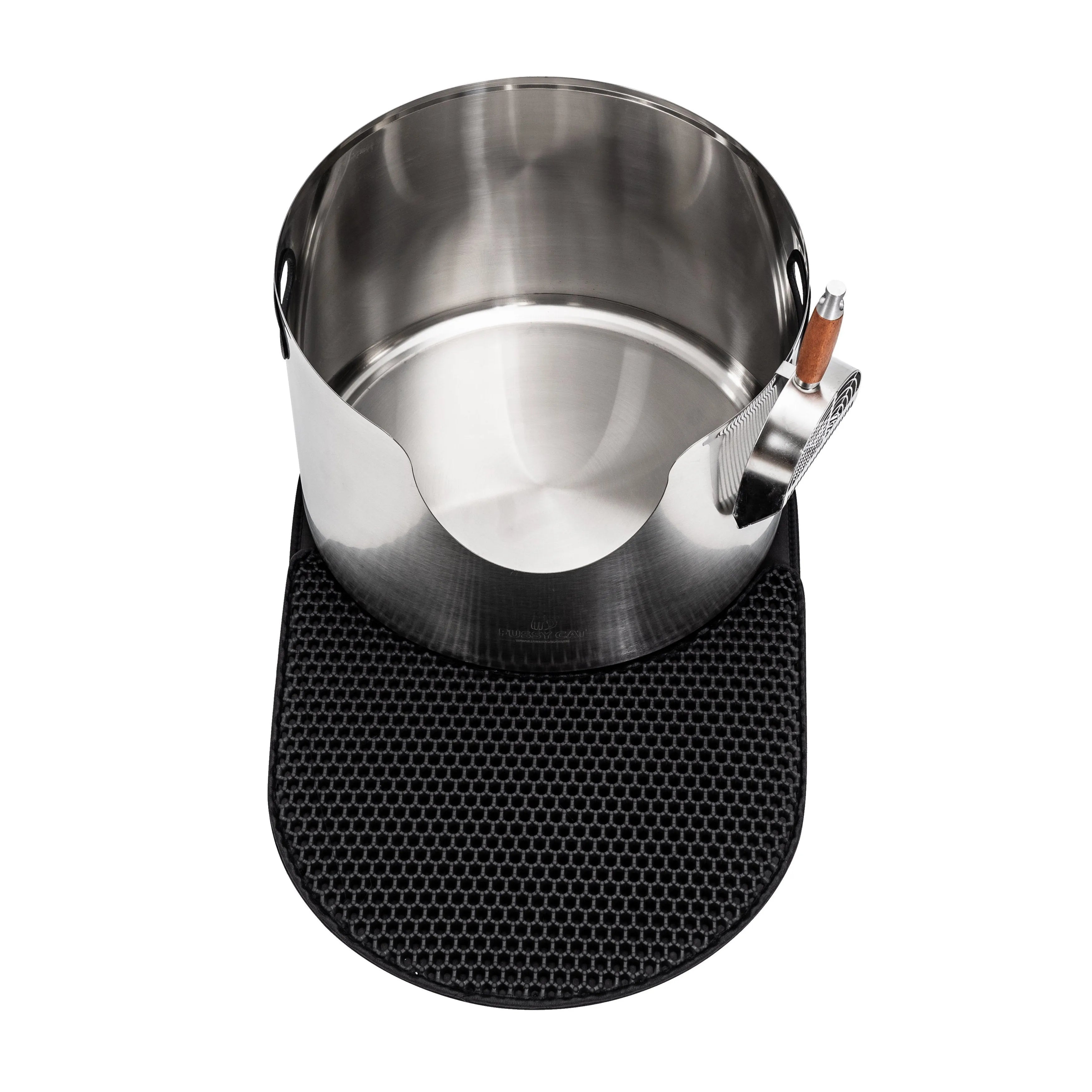 Fussy Cat - The Litter Box, 48 Litres. With Litter Mat & Scoop.