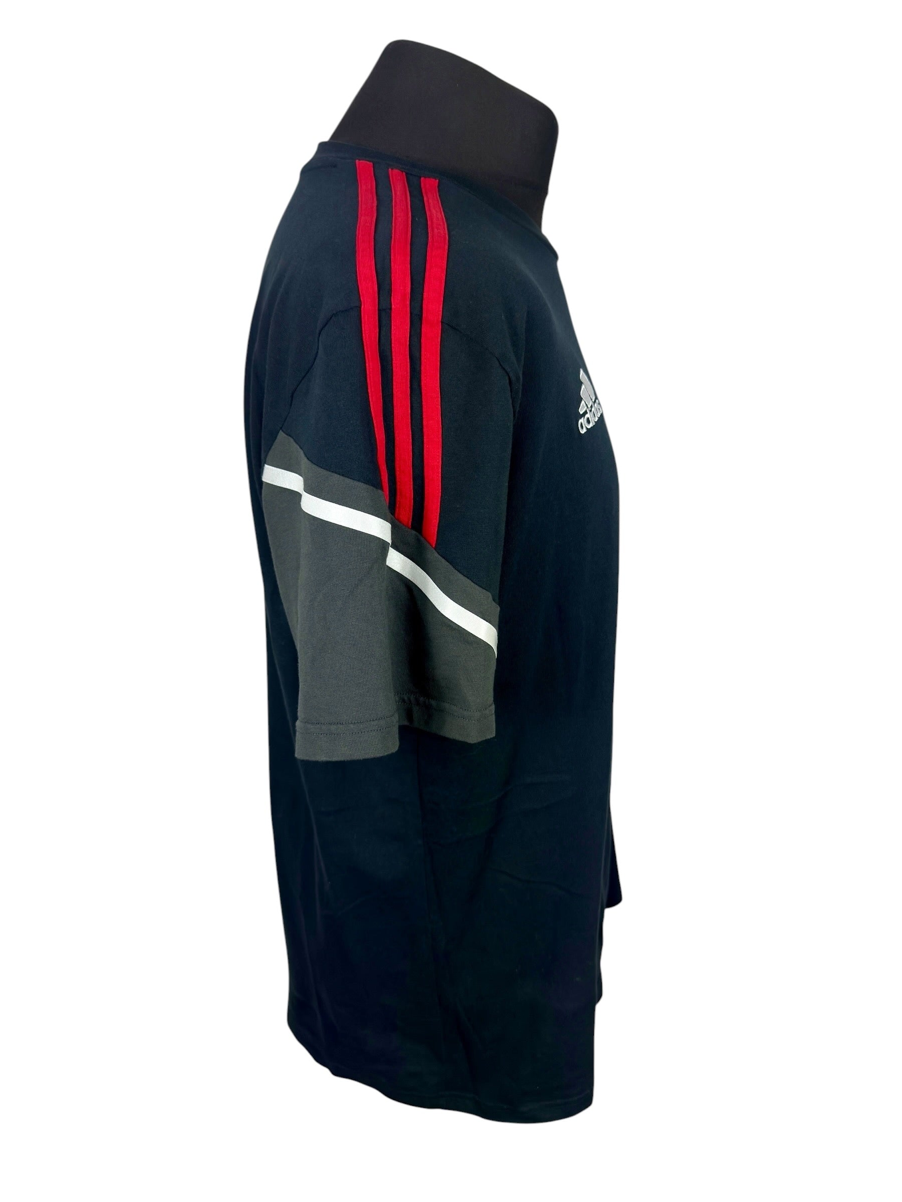 Manchester United 2022-23 Training - Size XL