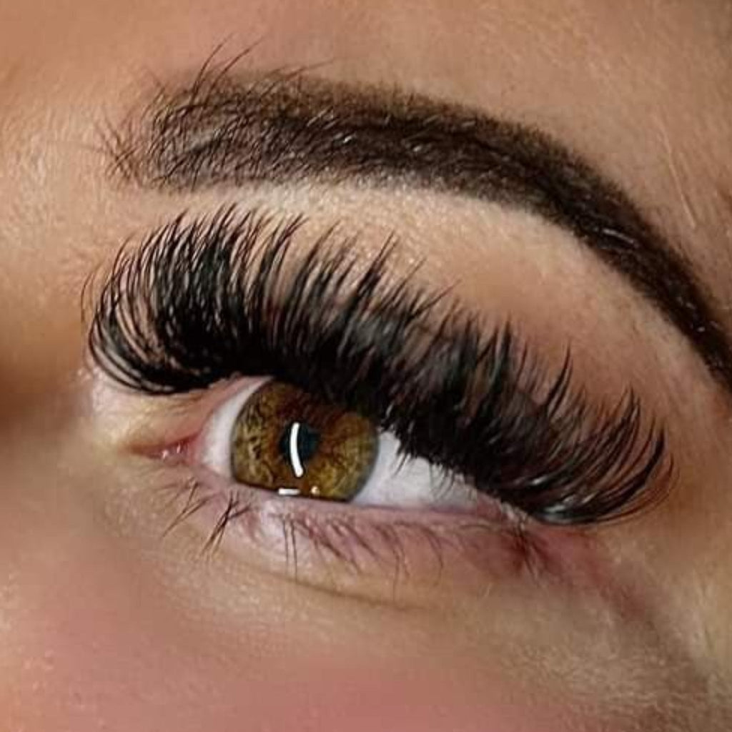Mega Volume 16 Row Lash Tray