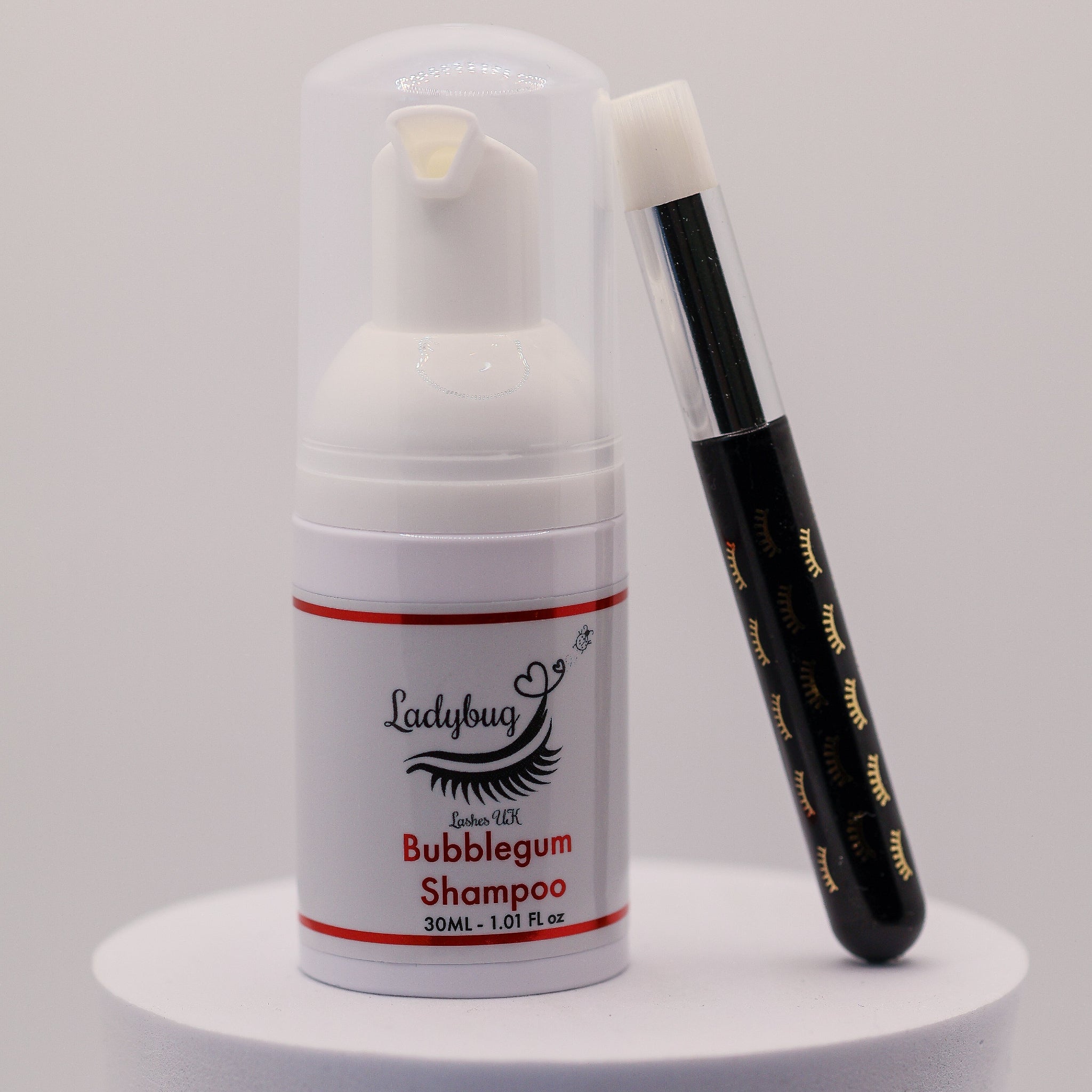 Bubblegum Scented Lash Shampoo 30ml Cosmetic Grade with brush