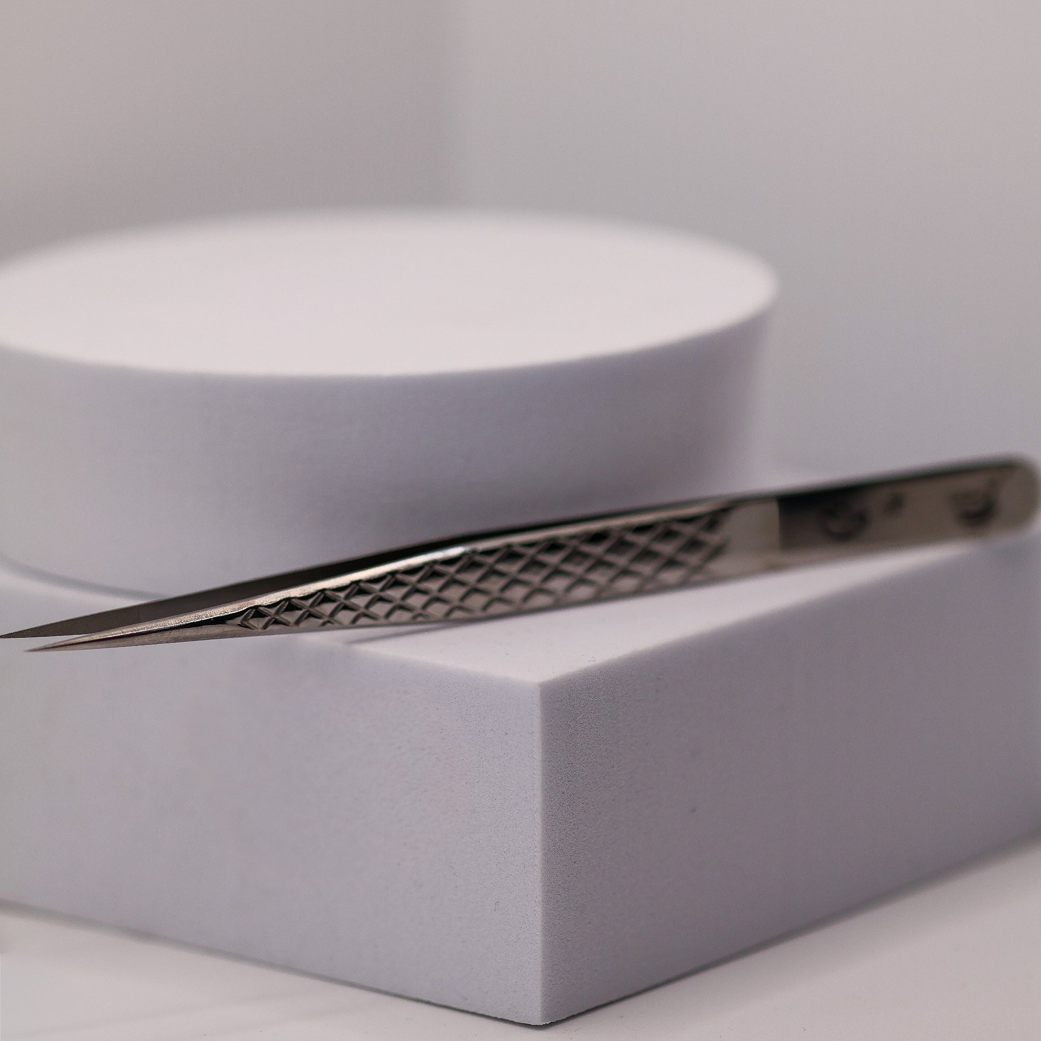 Isolation Tweezers Fibre Grip