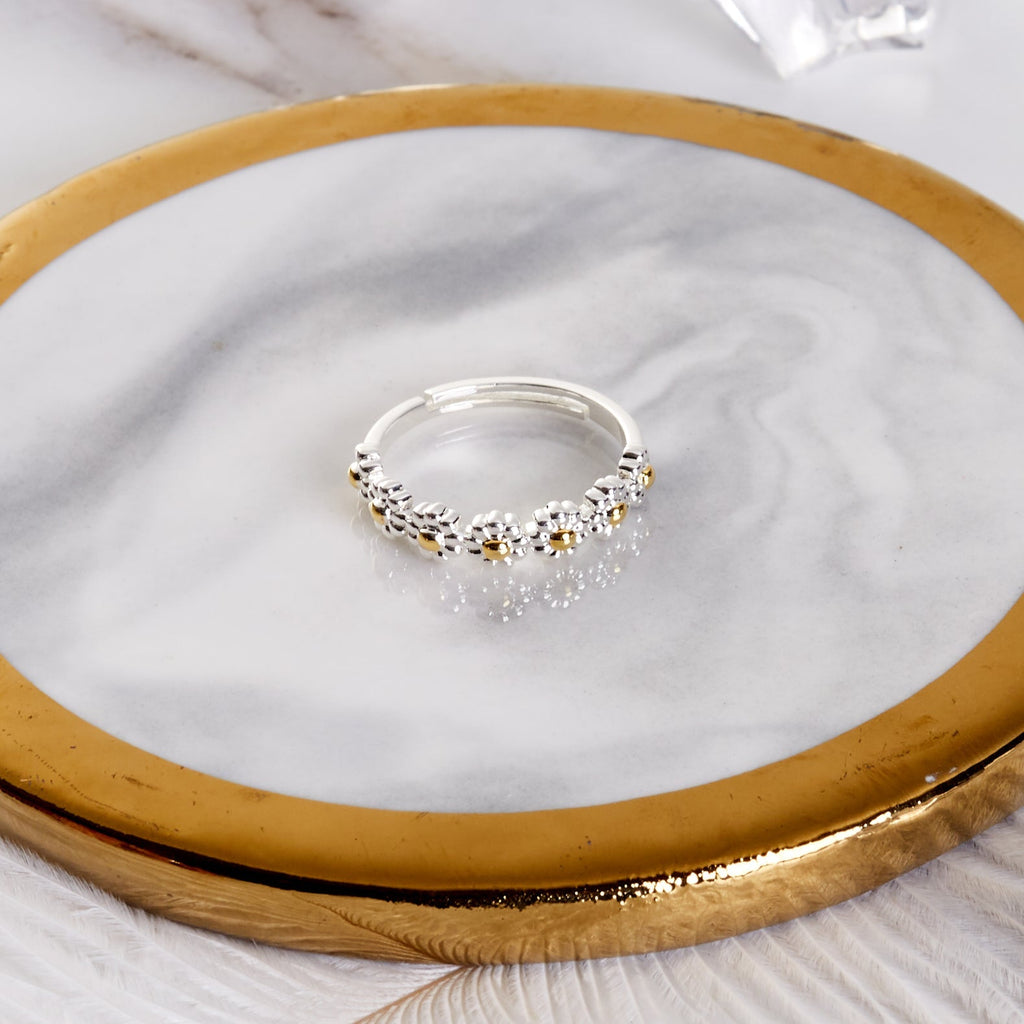 Adjustable Daisy Chain Ring