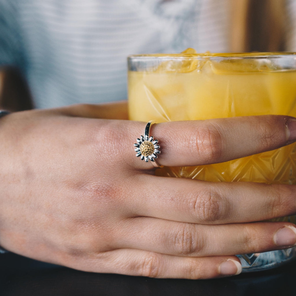 Adjustable Daisy Ring