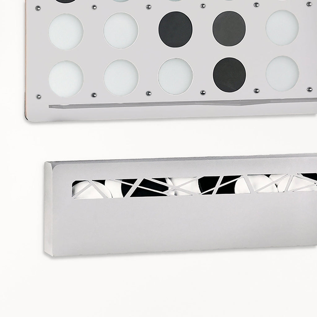 White Giant  Four in a Row Wall Game