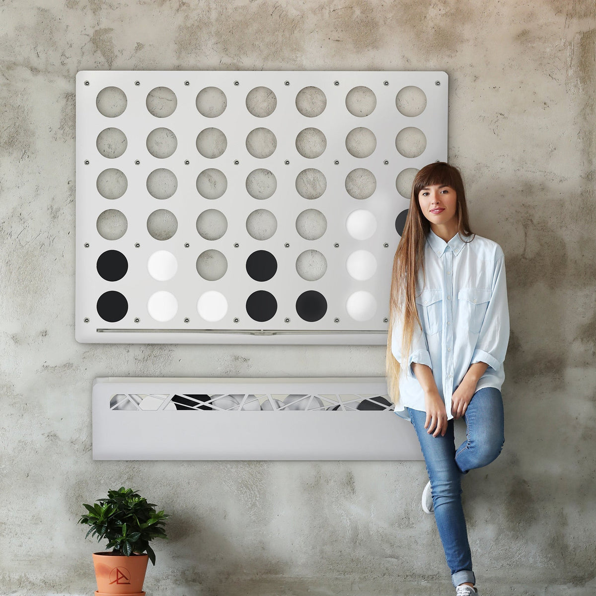 White Giant  Four in a Row Wall Game