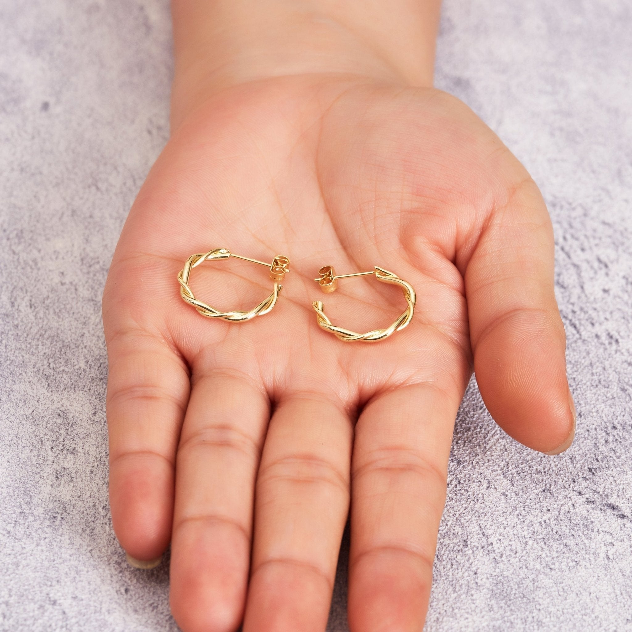 18k Gold Plated 20mm Twisted Hoop Earrings