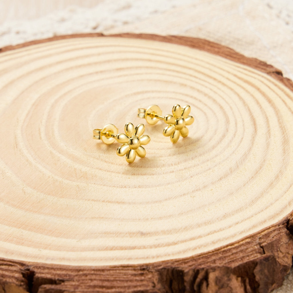 18k Gold Plated Daisy Earrings