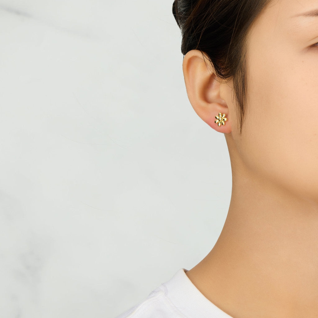 18k Gold Plated Daisy Earrings