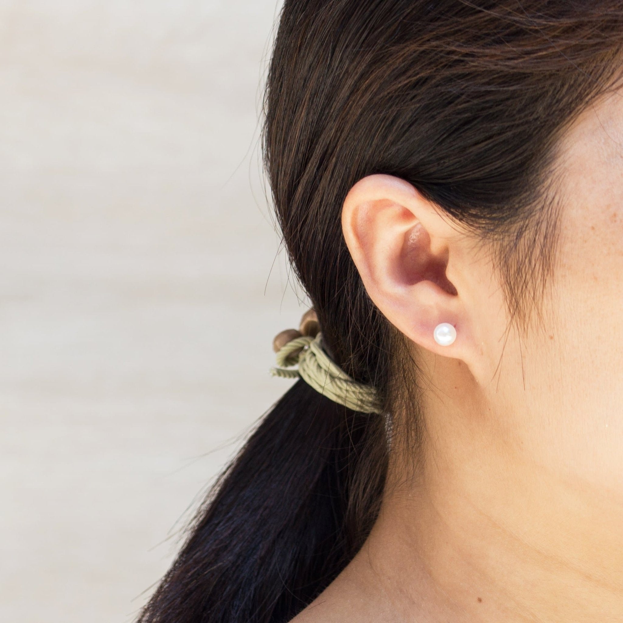 18k Gold Plated Shell Pearl Earrings