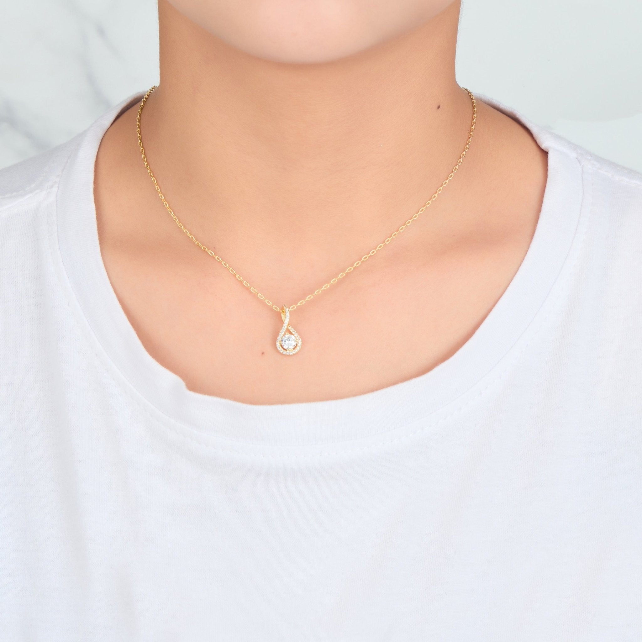 18k Gold Plated Solitaire Twist Necklace Created with Zircondia® Crystals