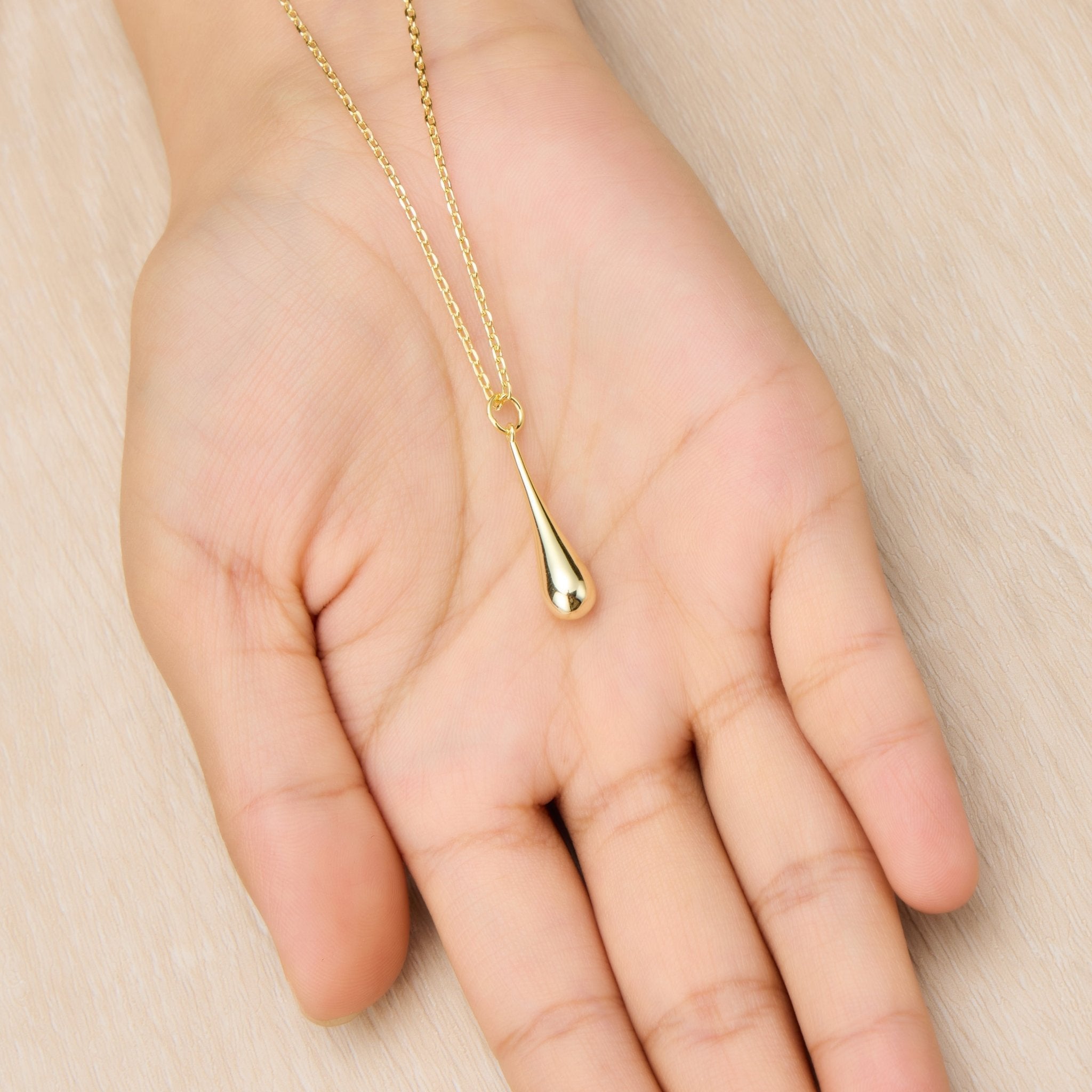 18k Gold Plated Teardrop Necklace