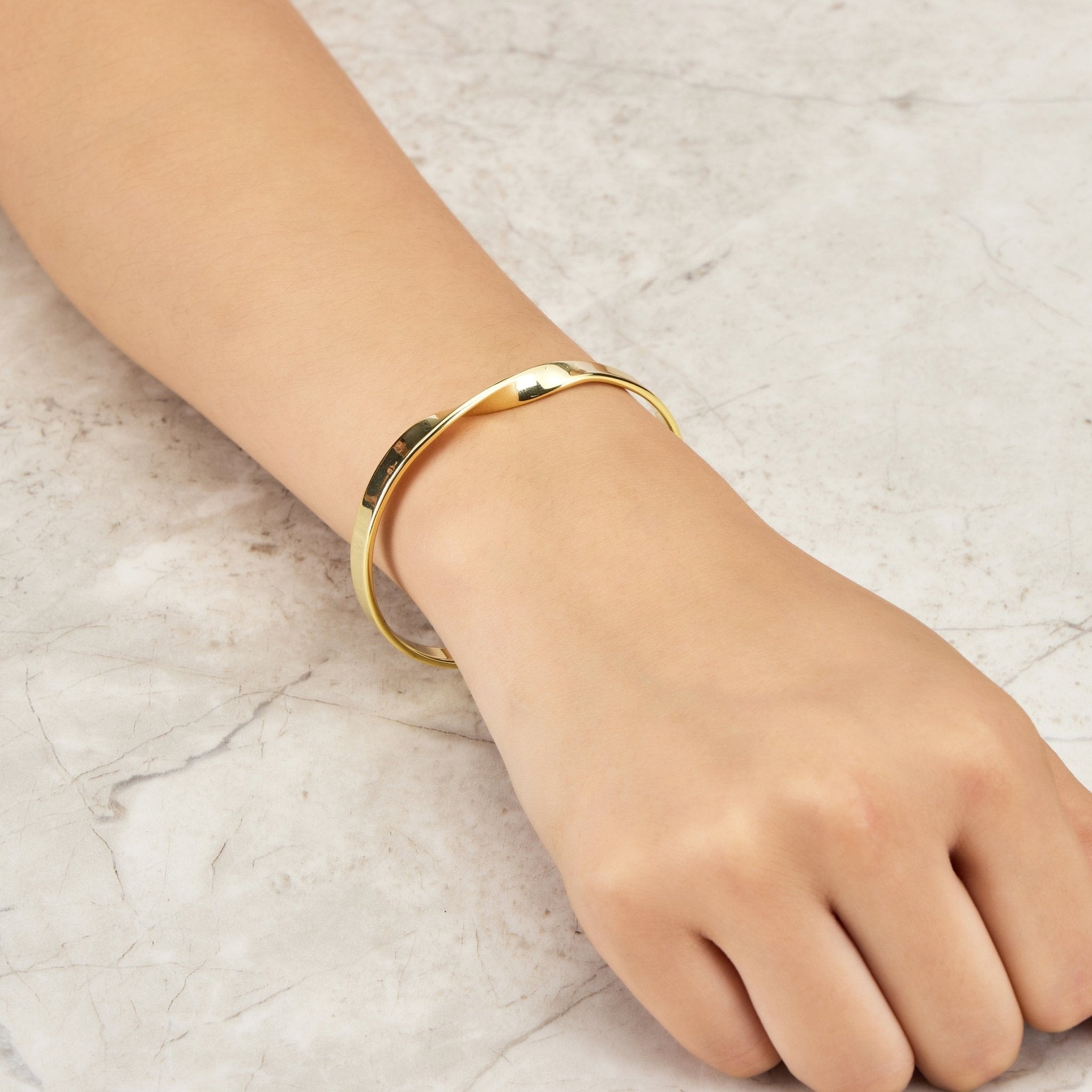 18k Gold Plated Twist Cuff Bangle