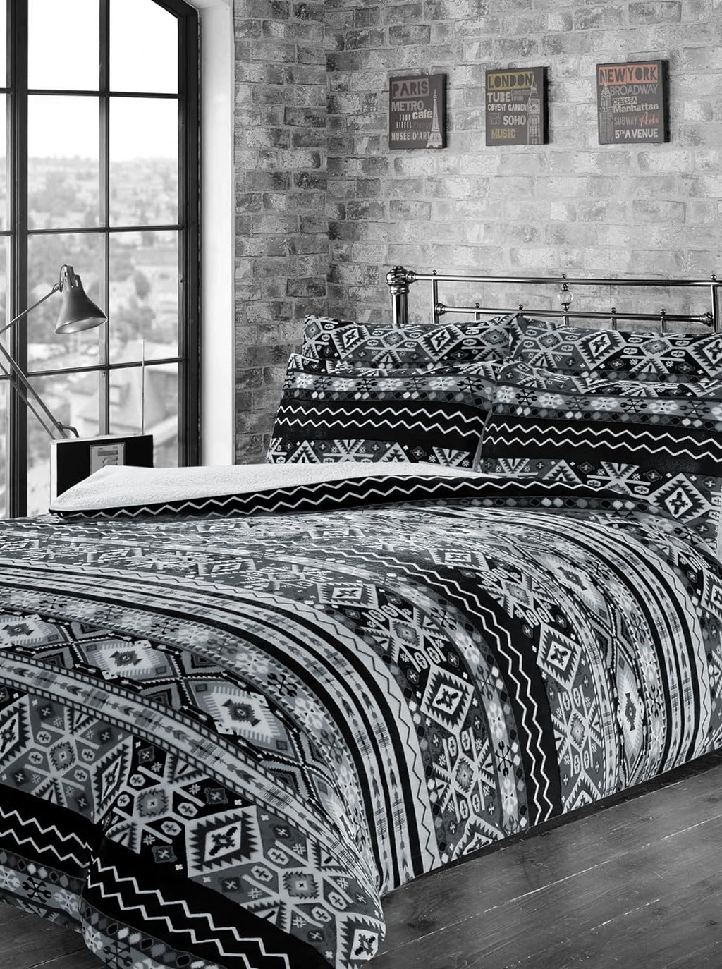 OLIVIA ROCCO Aztec Print Teddy Duvet Set With Reversible Sherpa Fleece Fur Luxurious