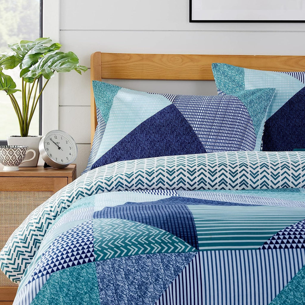OLIVIA ROCCO Jasper Teal Printed Duvet Cover Set Easy Care With Button Closure for a Hotel-Style Bedroom Refresh