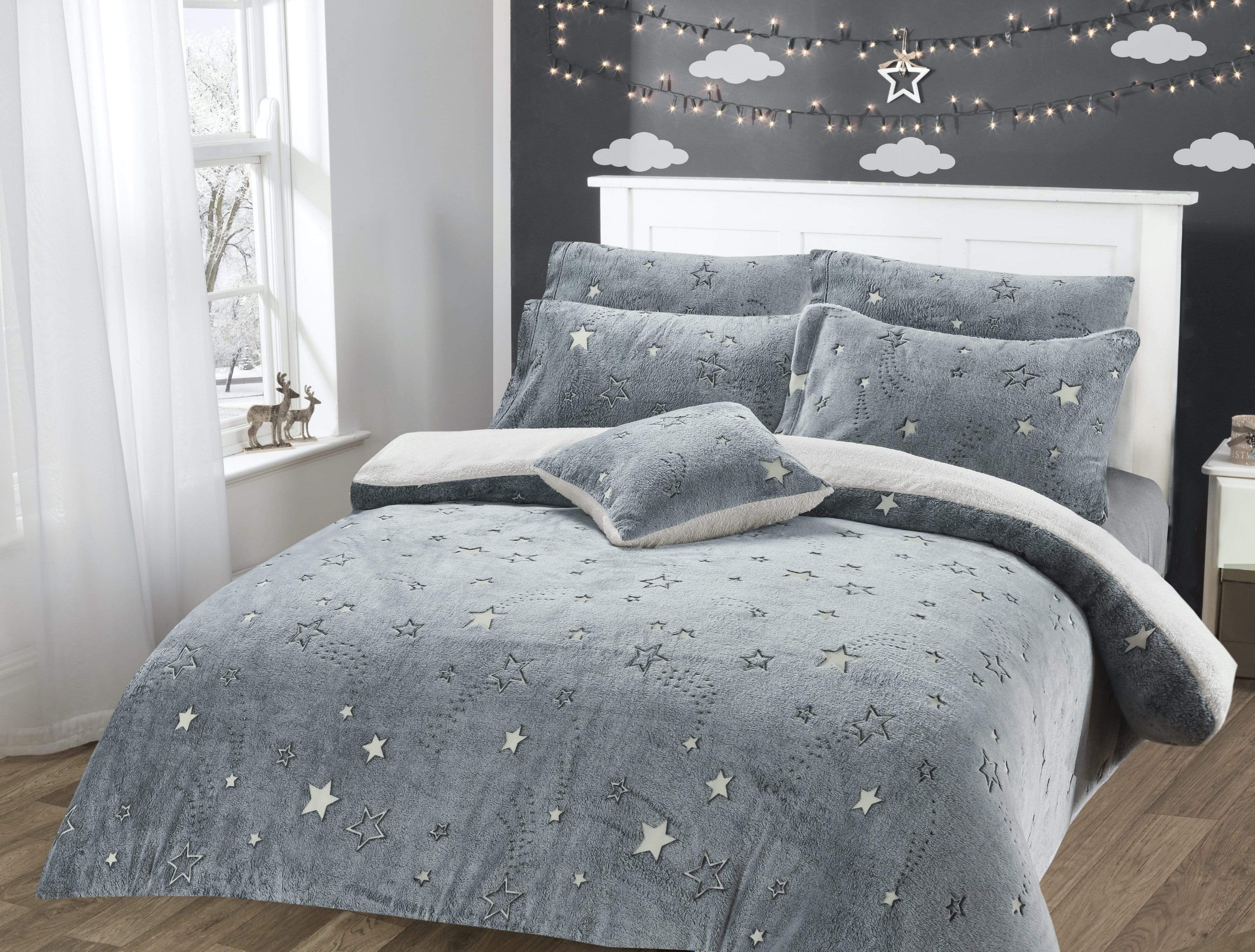 OLIVIA ROCCO Magical Stars Glow In The Dark Teddy Fleece Kids Duvet Set Ultra Soft