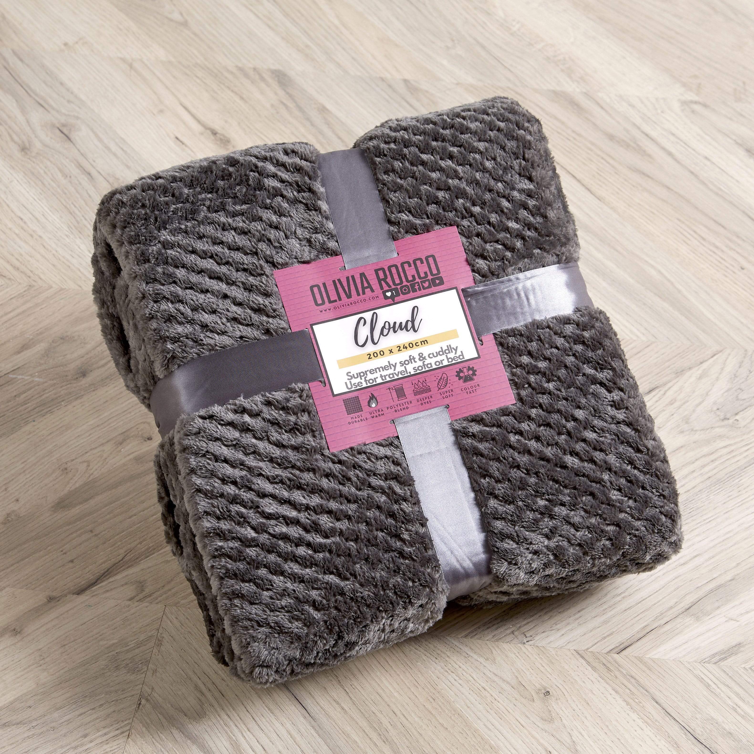 OLIVIA ROCCO Cloud Honeycomb Throw Oversized Chunky Soft Fleece Blanket Faux Fur
