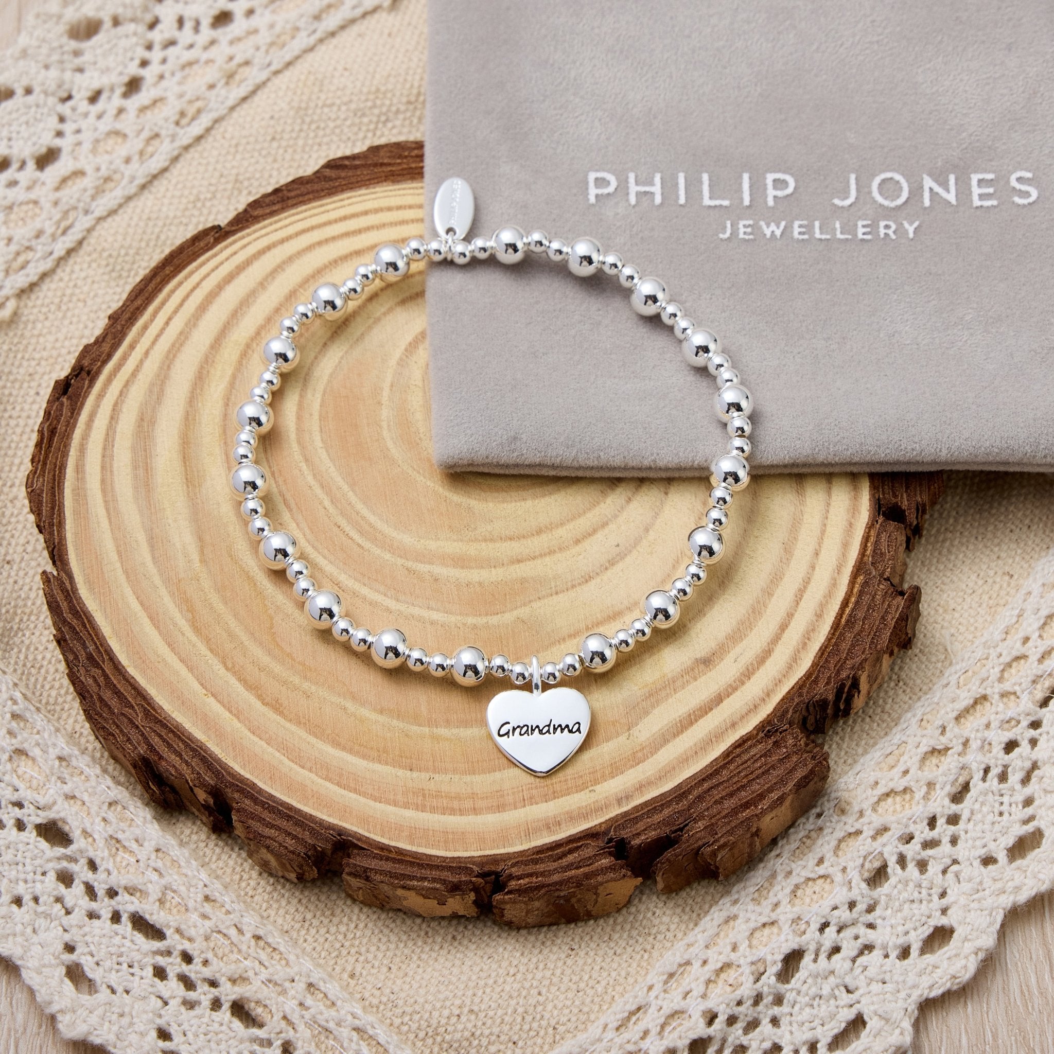 Silver Plated Grandma Heart Charm Beaded Stretch Bracelet