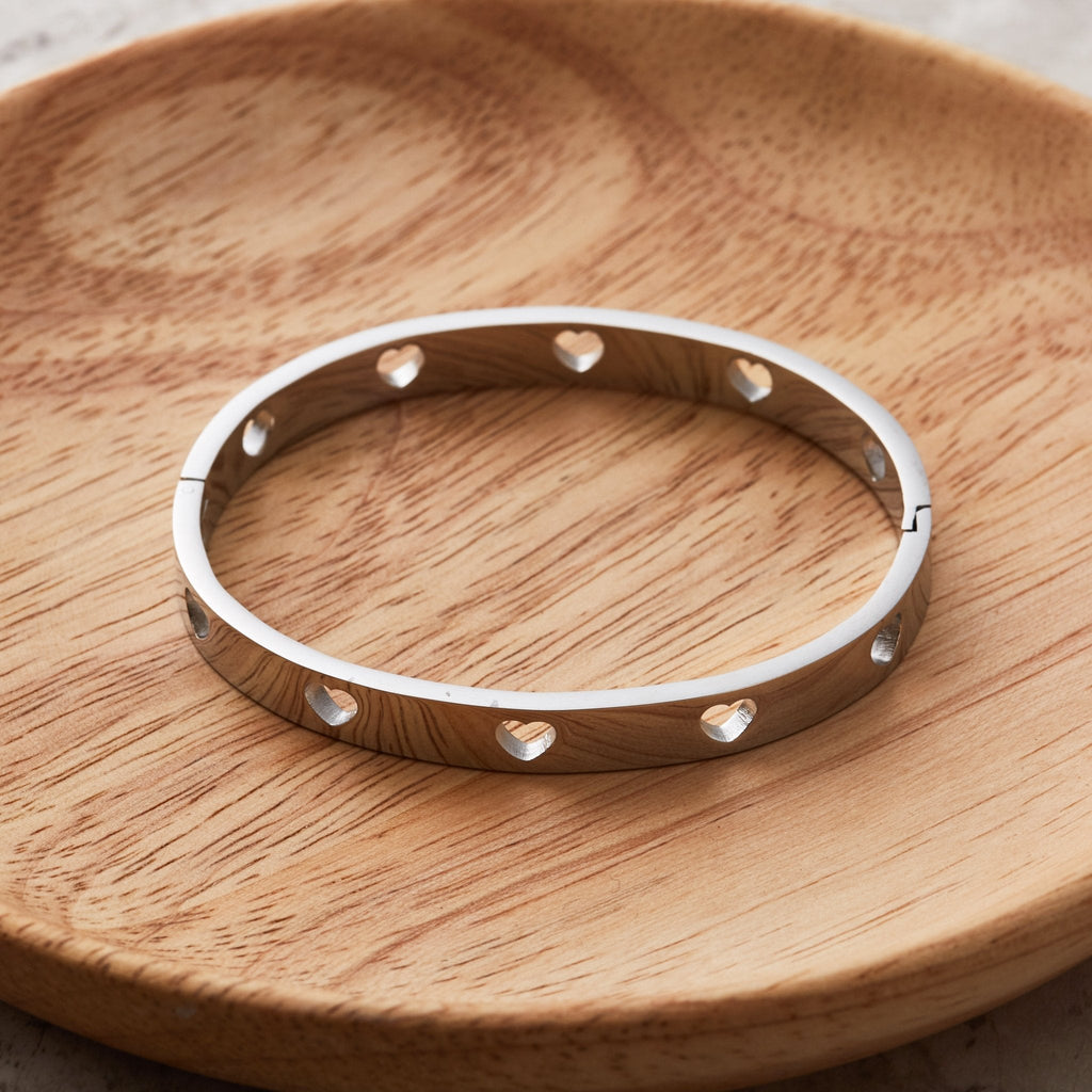 Stainless Steel Heart Bangle (7 Inch)